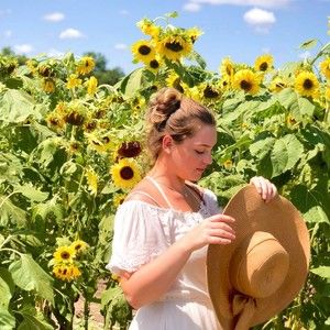 Meet your Posher, Isabella